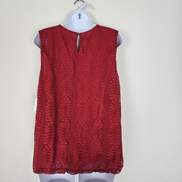 NWT Liz Claiborne Red Lace Sleeveless Bubble Hem Blouse Top Size L - Picture 4 of 11